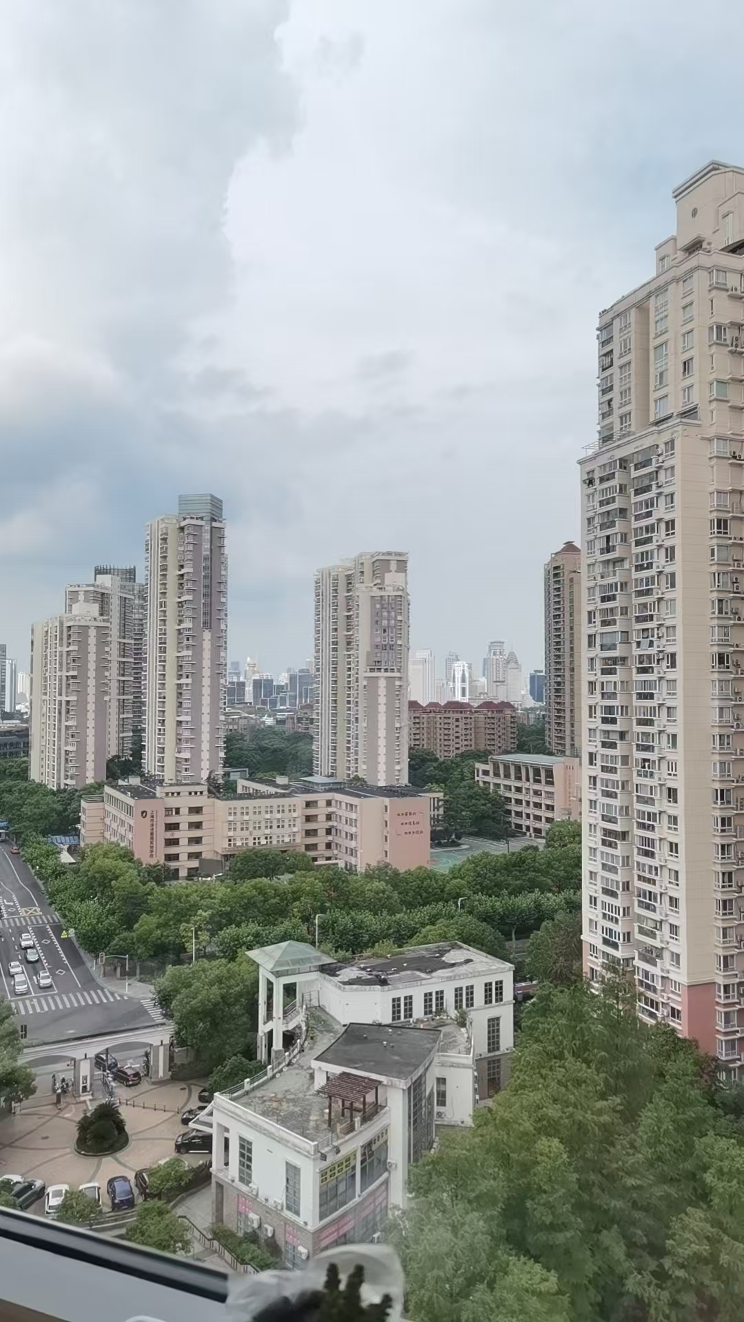 出发路上窗景